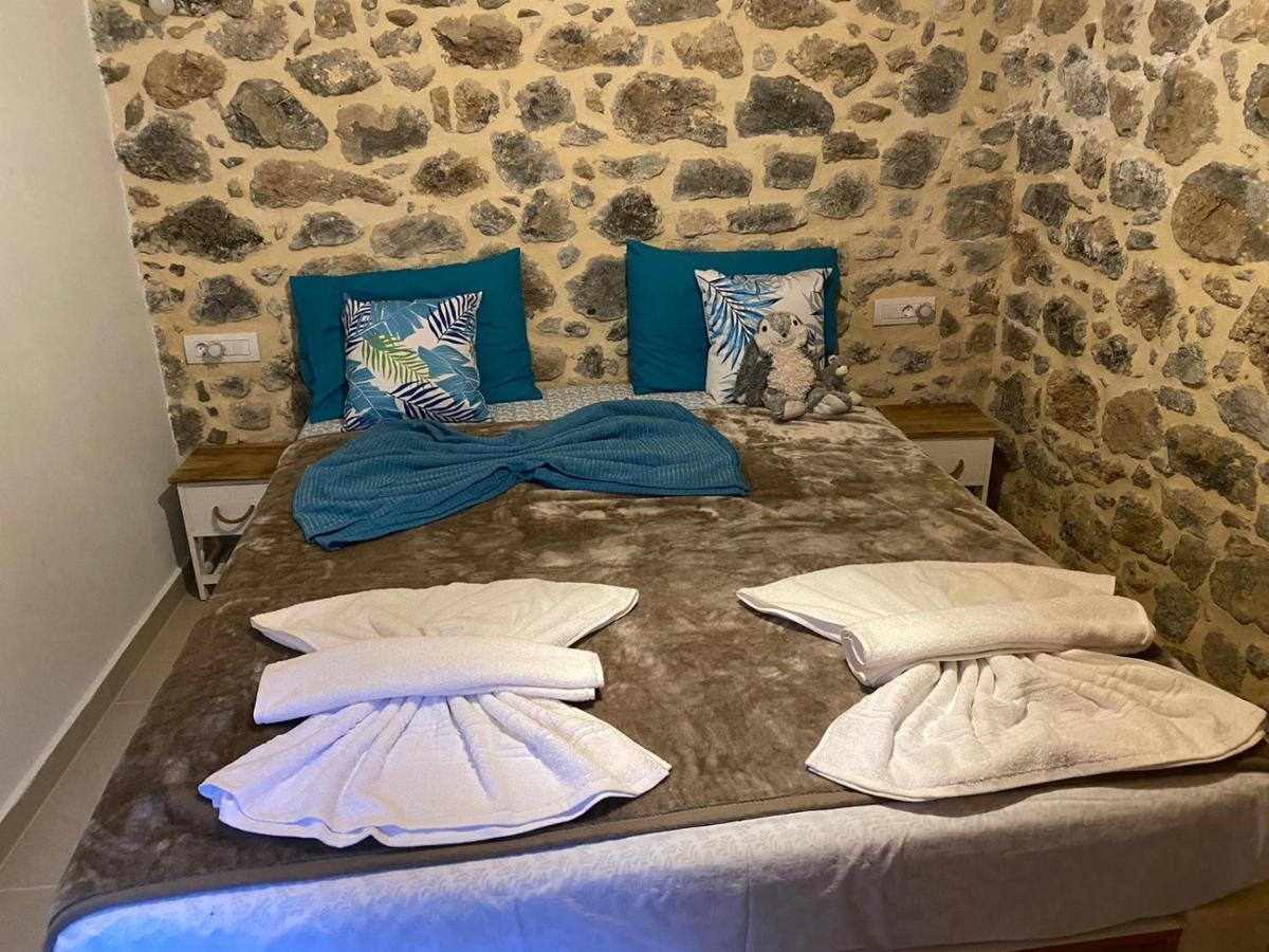 Meraki Apartments Crete Плакіас Екстер'єр фото