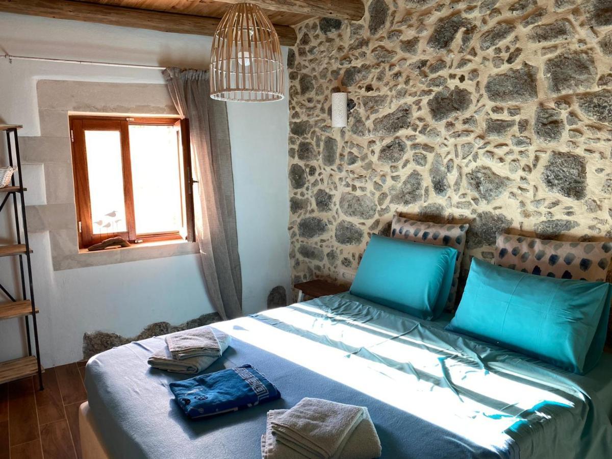 Meraki Apartments Crete Плакіас Екстер'єр фото