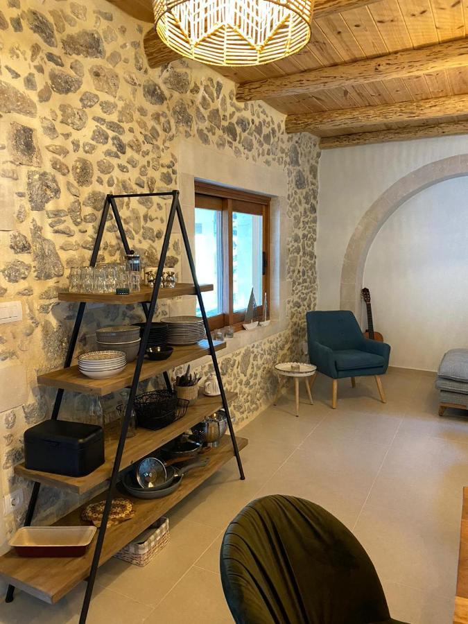 Meraki Apartments Crete Плакіас Екстер'єр фото